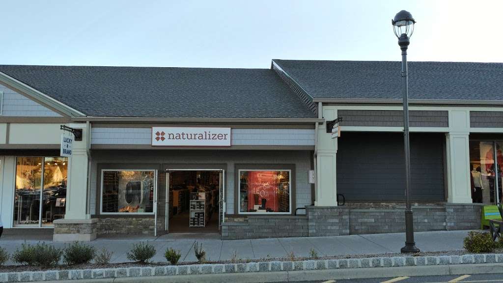 Naturalizer Outlet | 112 Marigold Ct, Central Valley, NY 10917, USA | Phone: (845) 928-9070