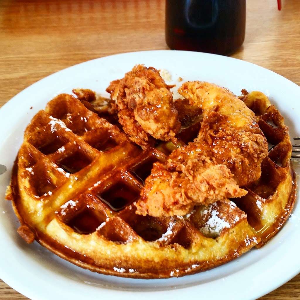 Tonys Chicken and Waffles | 1480 Martin Luther King Jr Blvd, Bartow, FL 33830, USA | Phone: (863) 533-7427