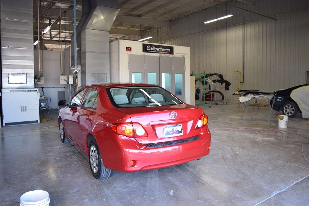 Fort Bend Toyota Collision Center | 20405 Southwest Fwy, Richmond, TX 77469, USA | Phone: (281) 633-3390