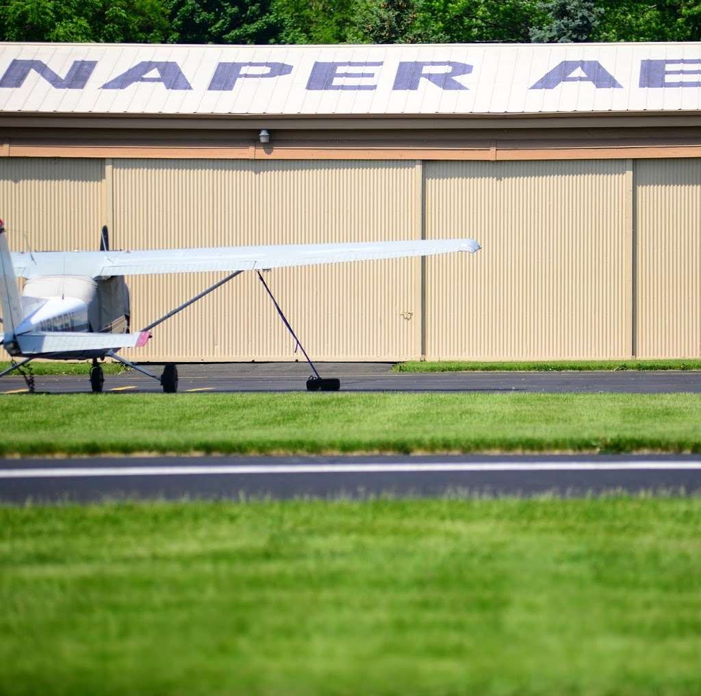 Naper Aero Club Airport | 9s357 Aero Dr, Naperville, IL 60564, USA | Phone: (630) 857-3486