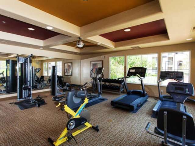 Sterling Village Apartment | 88 Valle Vista Ave, Vallejo, CA 94590, USA | Phone: (844) 867-4052