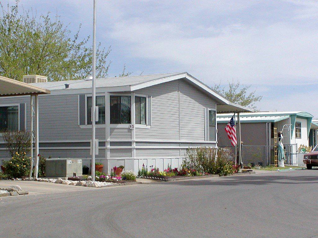 Town and Country Estates Manufactured Home Community | 4444 E Benson Hwy, Tucson, AZ 85706, USA | Phone: (520) 574-0400