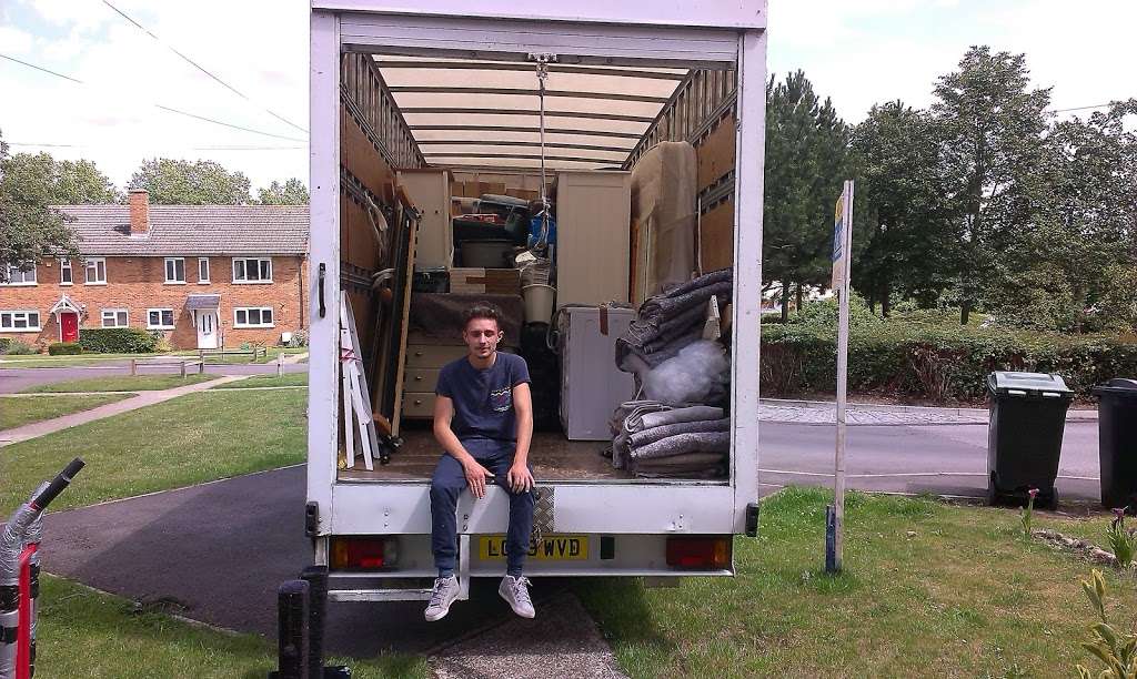 Easymove Team - Harlow | 104 Gilston, Harlow CM20 2RN, UK | Phone: 01279 260660