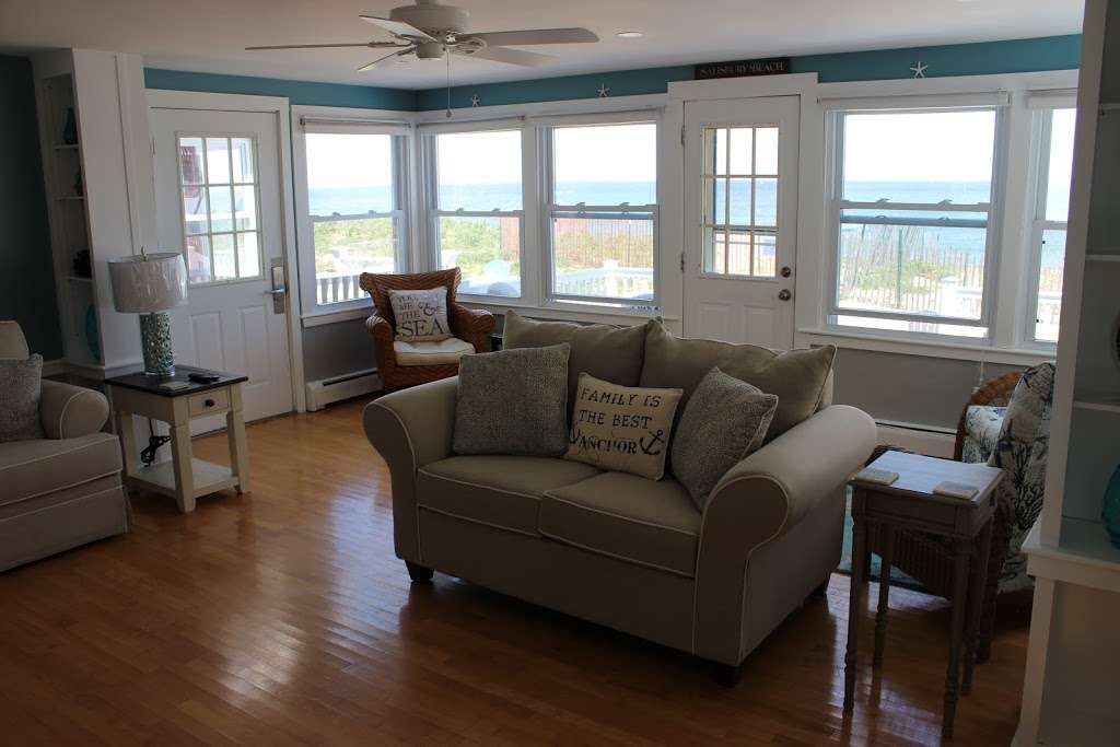 SEA BREEZE VACATION HOMES in Salisbury Beach Ma | 268 North End Blvd, Salisbury, MA 01952, USA | Phone: (774) 696-0169