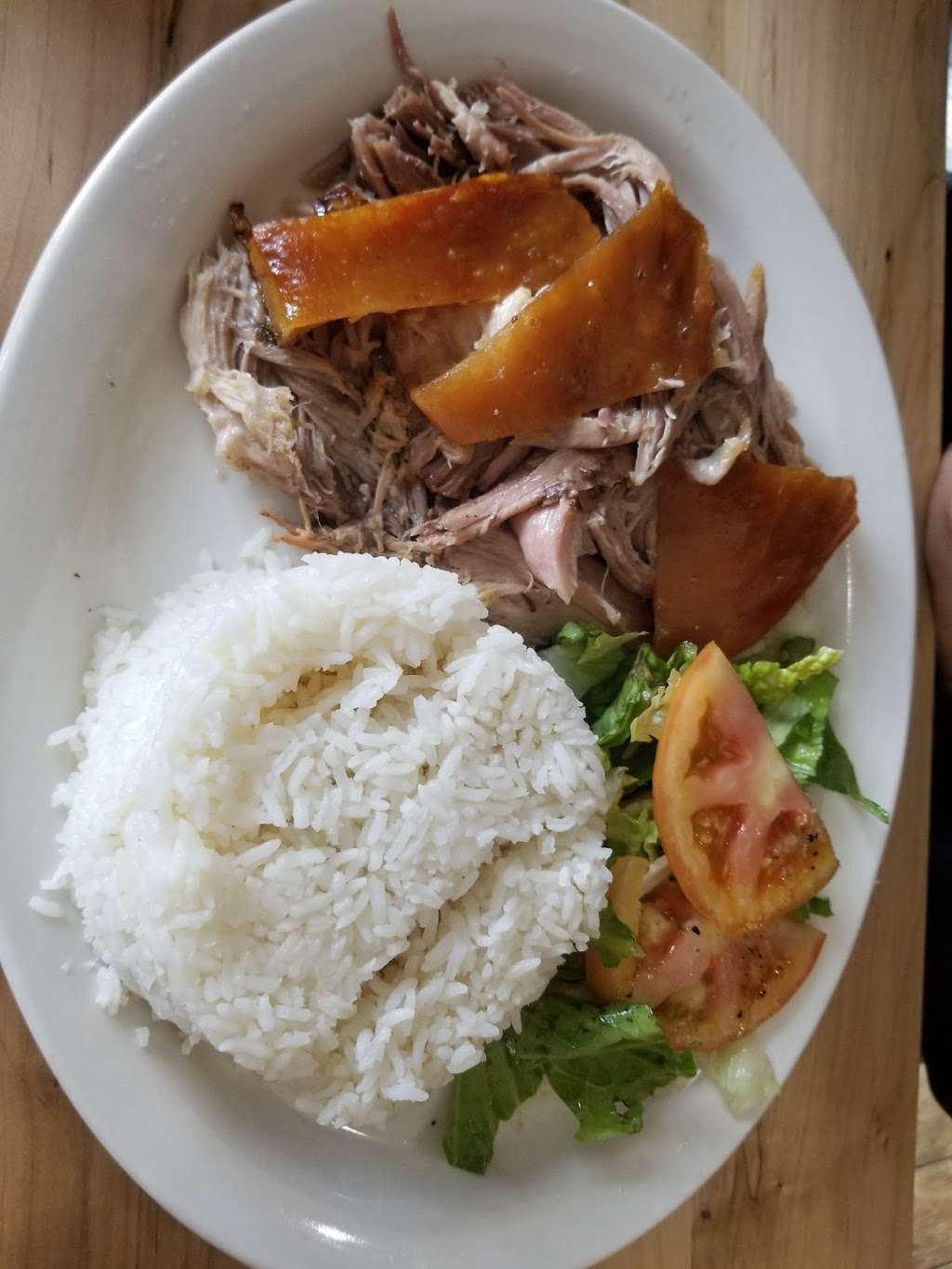 Old San Juan Restaurant | 217 Marlton Ave, Camden, NJ 08105, USA | Phone: (856) 963-1200