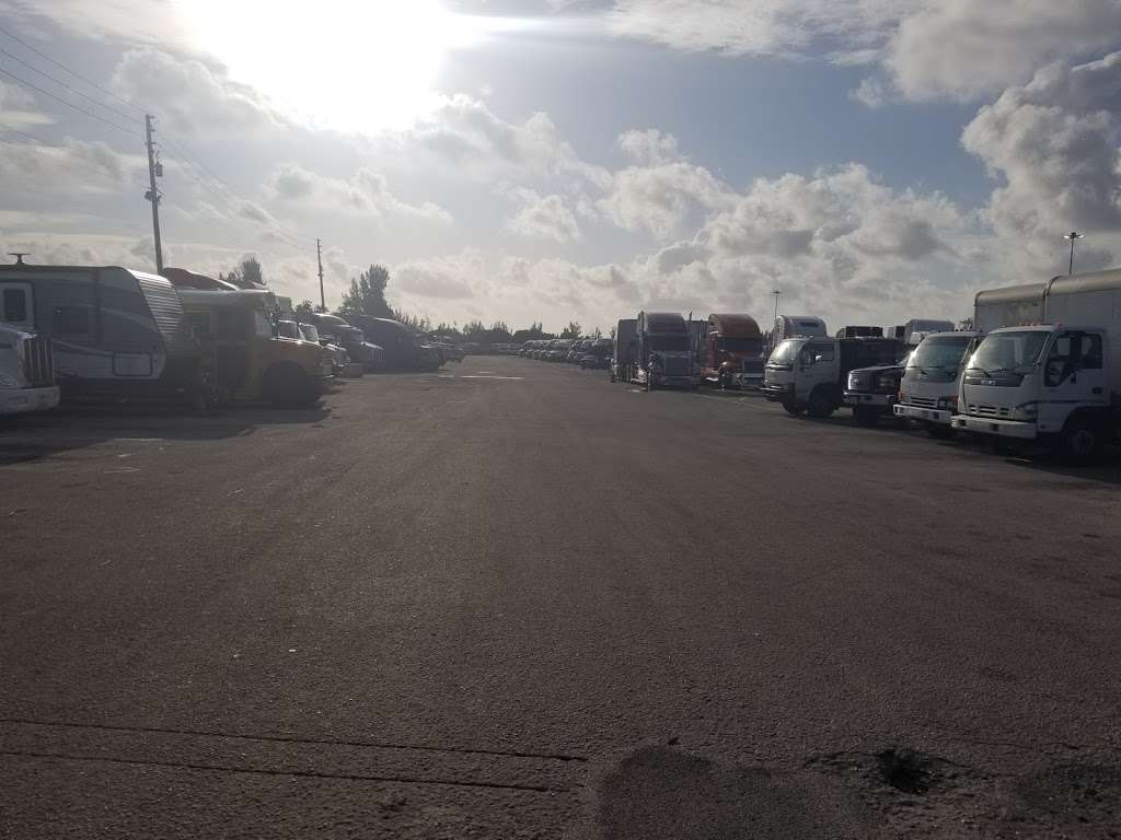 PRIME TRUCK PARKING YARD | 12691 NW 42nd Ave, Opa-locka, FL 33054, USA | Phone: (786) 560-3116