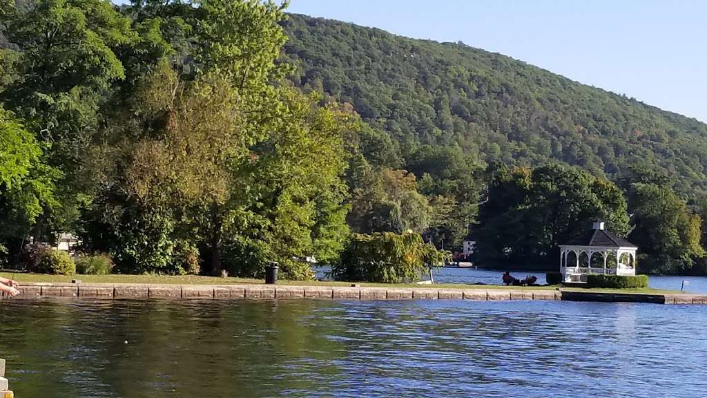 Thomas P. Morahan Waterfront Park | 7 Windermere Ave, Greenwood Lake, NY 10925, USA