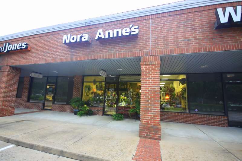 Nora Annes Flower Shoppe Inc | 15510 Lexington Blvd Suite N, Sugar Land, TX 77478, USA | Phone: (281) 491-5858