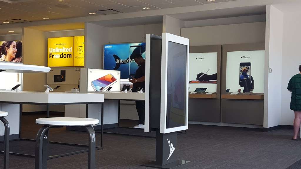 Sprint Store | 343 NW Barry Rd, Kansas City, MO 64155, USA | Phone: (816) 468-9090