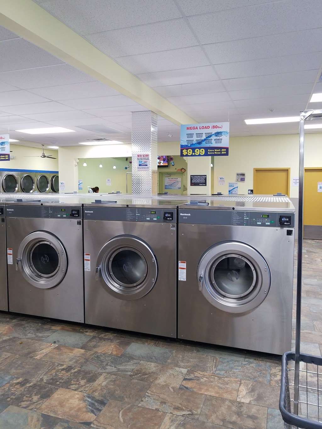 h2o Laundromat + Dry Clean | 8207 Stenton Ave, Philadelphia, PA 19150, USA | Phone: (267) 647-9274