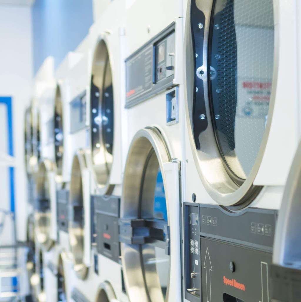 Whale of a Wash Laundromat | 4803 Gerrardstown Rd unit f, Inwood, WV 25428, USA | Phone: (304) 876-0088