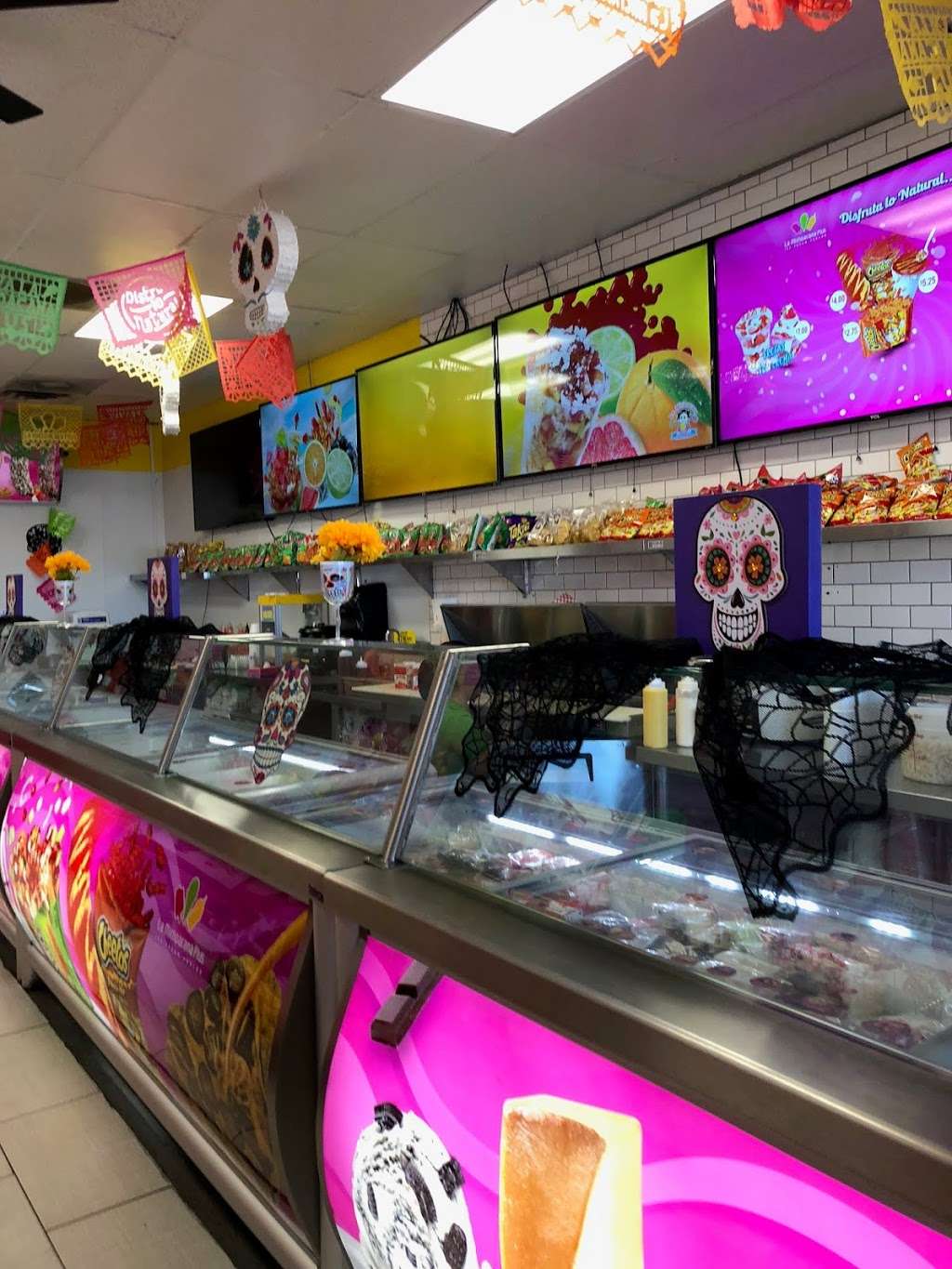 La michoacana Plus (Lancaster) | 1046 E Ave. J, Lancaster, CA 93535, USA | Phone: (661) 582-1104