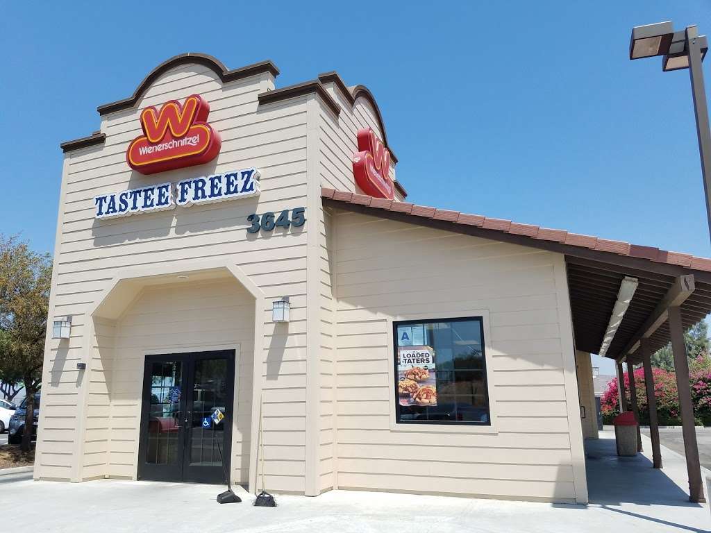 Wienerschnitzel | 3645 Hamner Ave, Norco, CA 92860, USA | Phone: (951) 734-8558