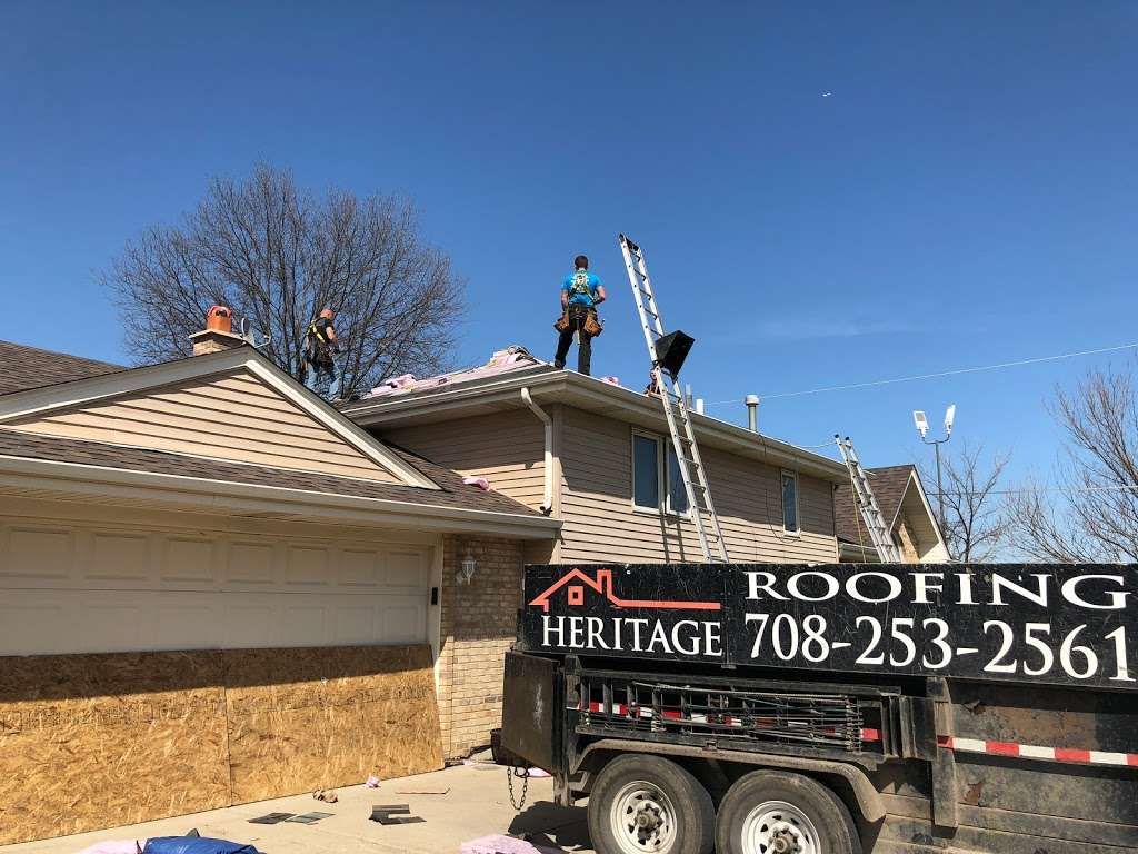 Heritage Roofing | 6749 Maple Ct, Bridgeview, IL 60455 | Phone: (708) 253-2561