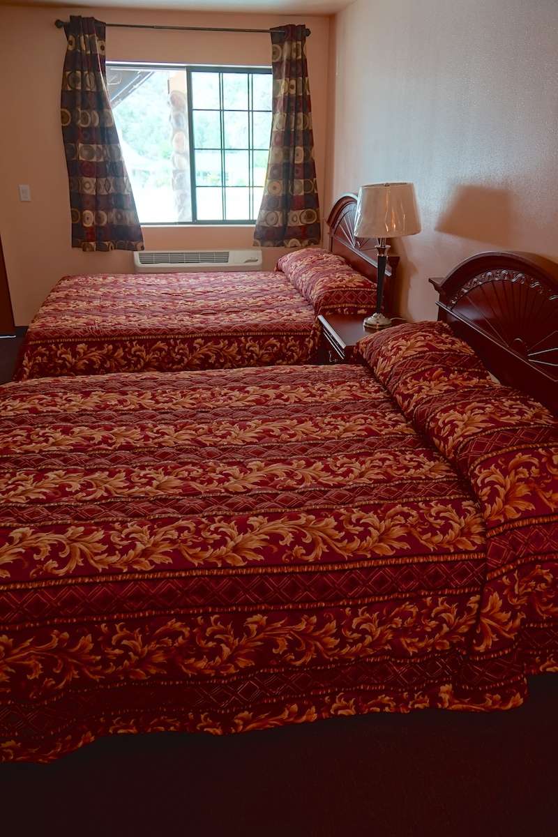 Kokos Mountain Motel | 3225 Mt Pinos Way, Frazier Park, CA 93225 | Phone: (661) 245-3788