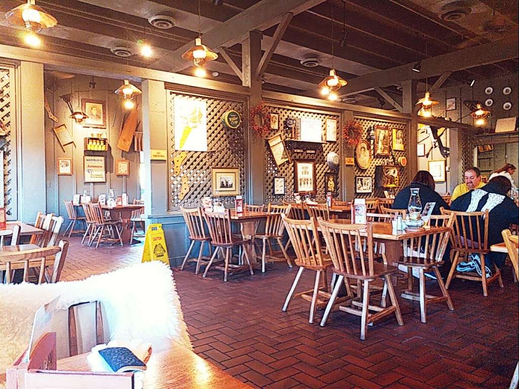 Cracker Barrel Old Country Store | 300 Belle Hill Rd, Elkton, MD 21921, USA | Phone: (410) 620-4500