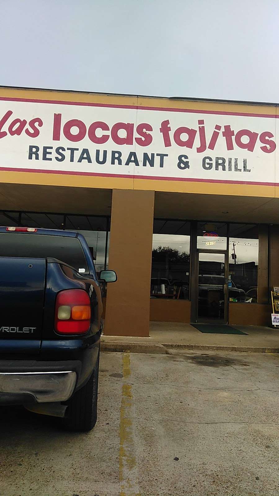 Las Locas Fajitas | 2915 Bingle Rd, Houston, TX 77055, USA | Phone: (713) 464-8580