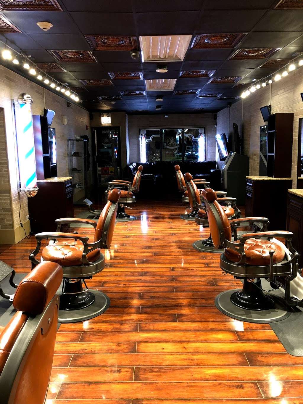 BR Barber Lounge | 6246 Ogden Ave, Berwyn, IL 60402, USA | Phone: (708) 401-4344