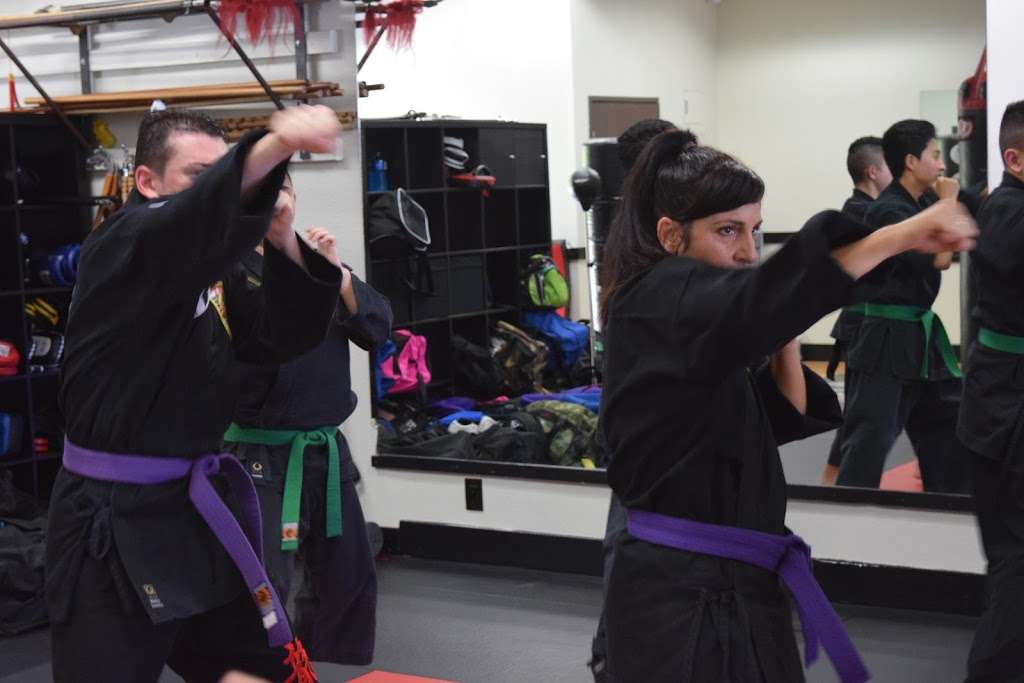 United Studios of Self Defense | 7251 Warner Ave Suite K, Huntington Beach, CA 92647, USA | Phone: (714) 375-1120