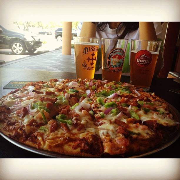 Mission Pizza & Pub | 1572 Washington Blvd, Fremont, CA 94539, USA | Phone: (510) 651-6858