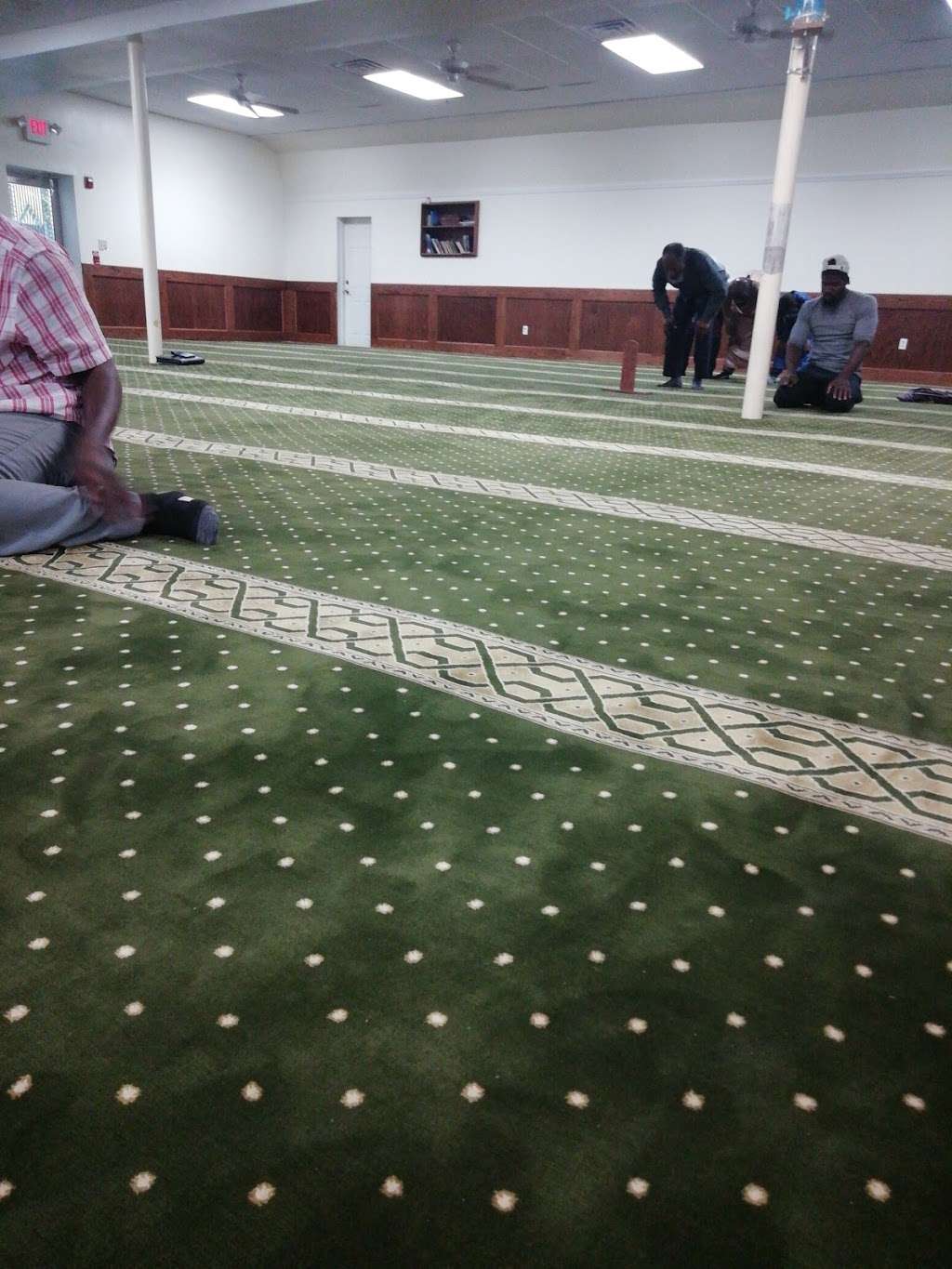 Masjid Al-Wasatiyah Wal-Itidaal | 5727 Hoffman Ave, Philadelphia, PA 19143, USA | Phone: (610) 551-0134