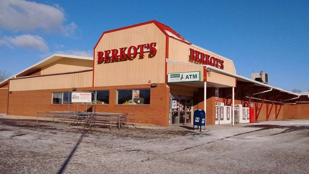 Berkots Super Foods | 700 W Baltimore St, Wilmington, IL 60481 | Phone: (815) 476-7144