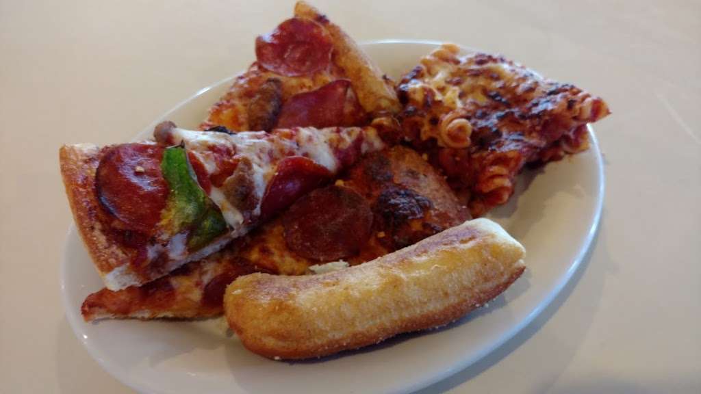 Pizza Hut | 200 W South Boulder Rd, Lafayette, CO 80026, USA | Phone: (303) 666-5655