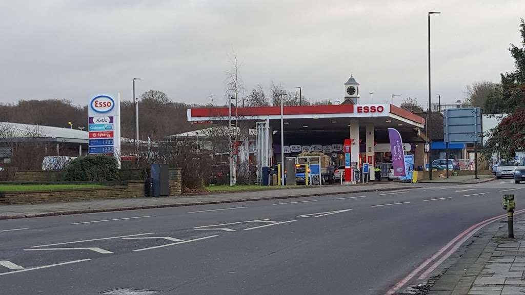 Esso | 513 Archway Rd, Highgate, London N6 4HX, UK | Phone: 020 8341 1642