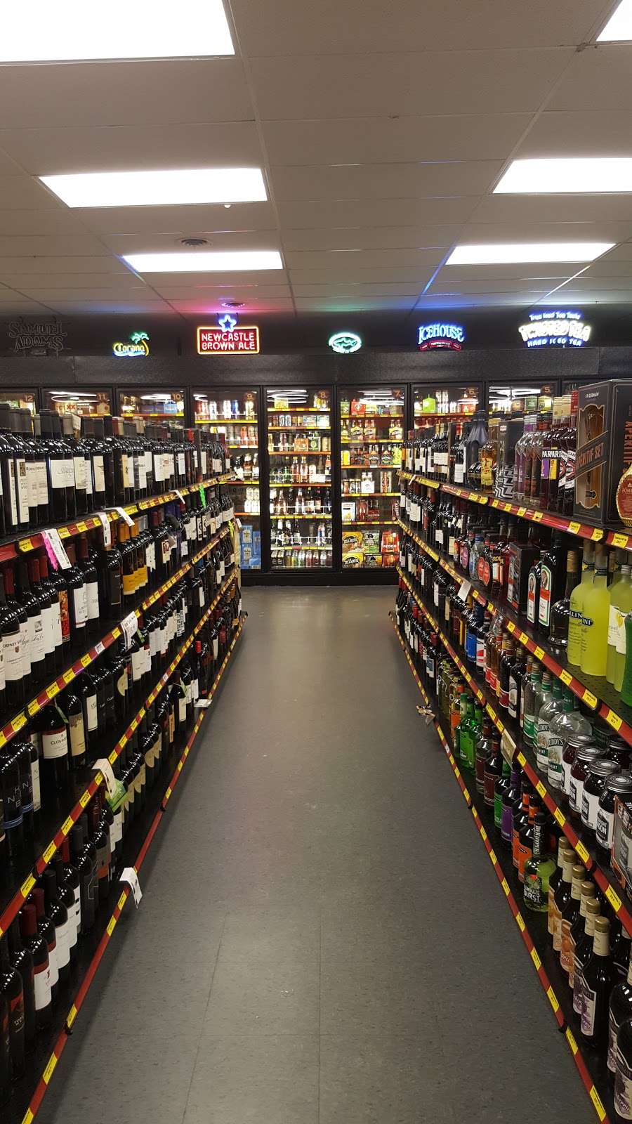 Willow Liquors | 2657 Shermer Rd, Northbrook, IL 60062, USA | Phone: (847) 272-7060