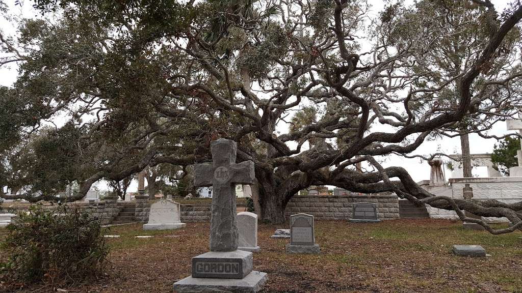 Pinewood Cemetery | Daytona Beach, FL 32118, USA