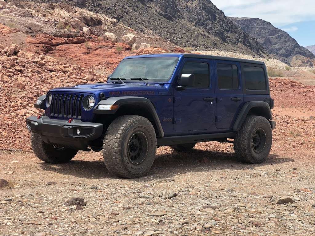 Vegas Jeep Tours | 4055 Dean Martin Dr, Las Vegas, NV 89103, USA | Phone: (702) 674-9070