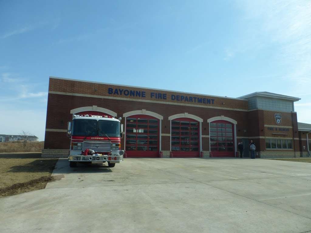 Bayonne Fire Department Fire Station 5 | 120 Chosen Few Way, Bayonne, NJ 07002, USA | Phone: (201) 858-6005