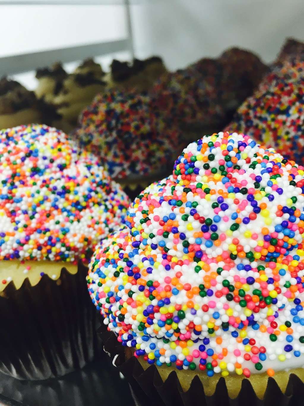 Smallcakes | 3141 FM 528 Rd Suite 348, Friendswood, TX 77546 | Phone: (832) 569-4266