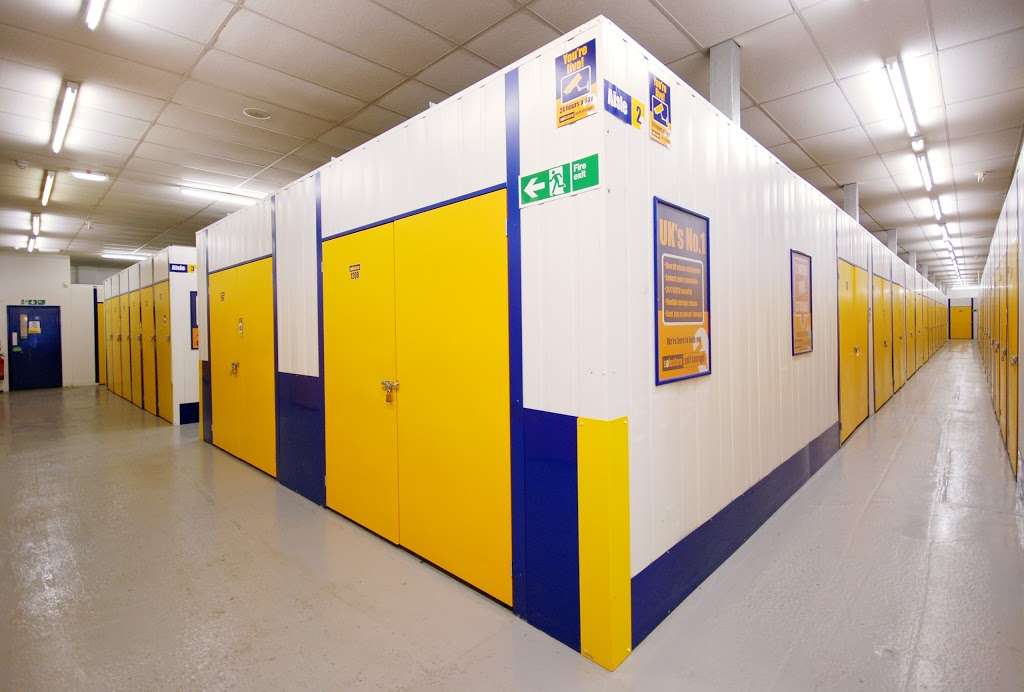 Safestore Self Storage Borehamwood | Britannic House, Stirling Way, Borehamwood WD6 2BT, UK | Phone: 020 8207 7090