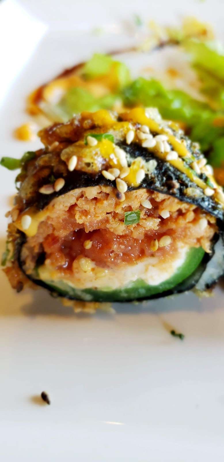 Xevichez Sushi Bar | 14117 Hubbard St A, Sylmar, CA 91342 | Phone: (818) 336-6054