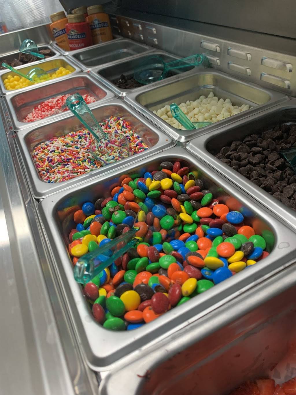 Candis Cake Stand | 55 S Gibson Rd Suite 110, Henderson, NV 89012, USA | Phone: (702) 907-6031