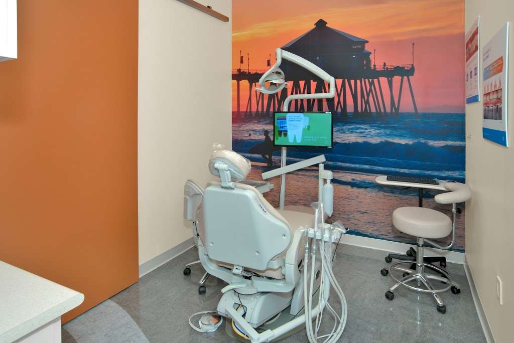 Milford Dentist Office | 128 Medway Rd Ste 2 & 3, Milford, MA 01757, USA | Phone: (781) 325-1091