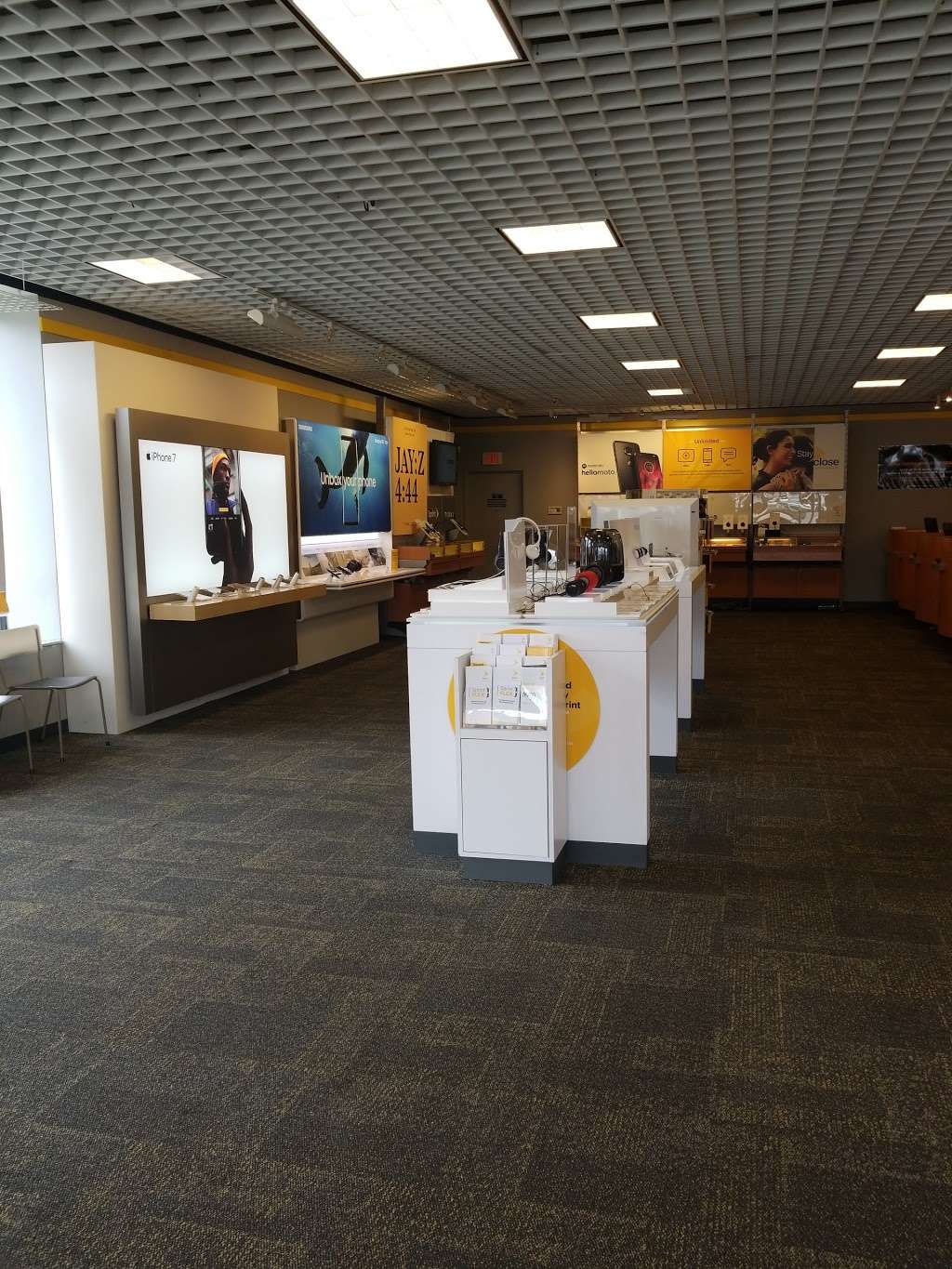 Sprint Store | 2118 Cottman Ave, Philadelphia, PA 19149 | Phone: (215) 342-3084