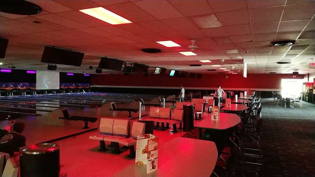 AMF Bristol Pike Lanes | 2501 Bristol Pike, Croydon, PA 19021, USA | Phone: (215) 788-0453