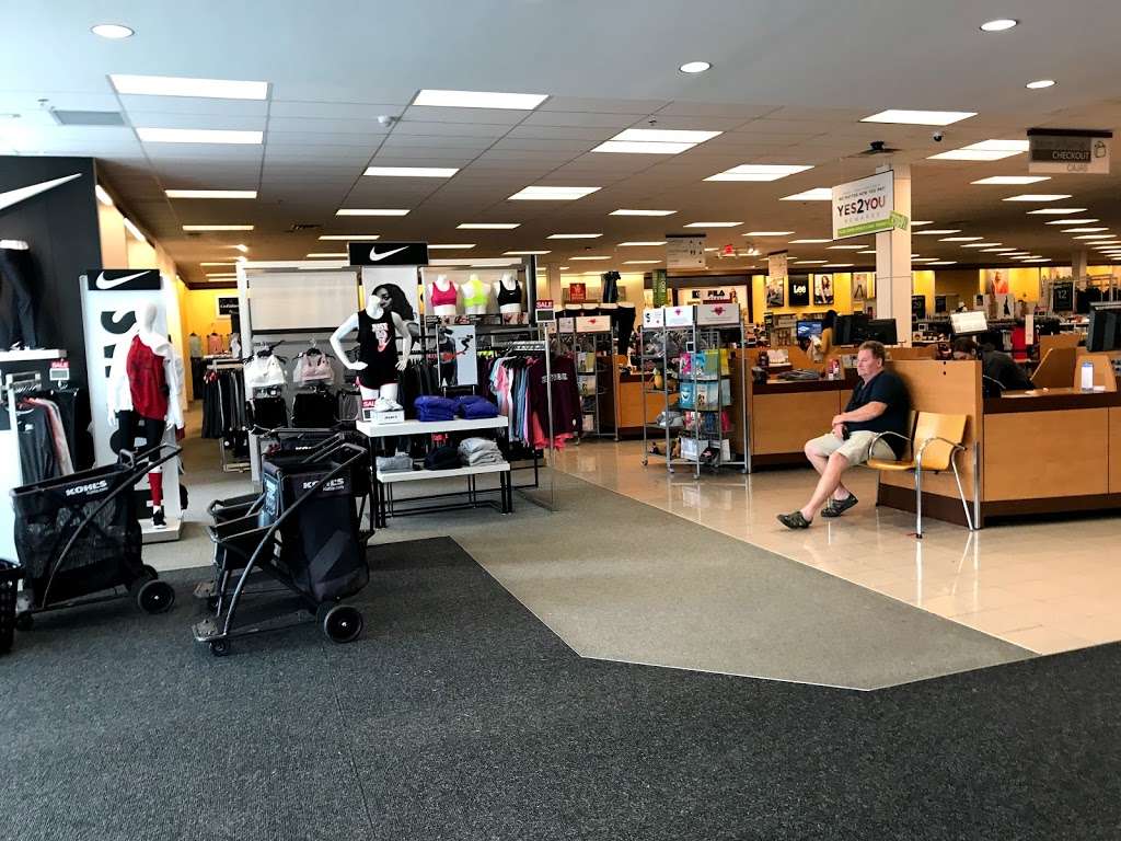 Kohl's, 7143 Narcoossee Rd, Orlando, FL, Clothing Retail - MapQuest