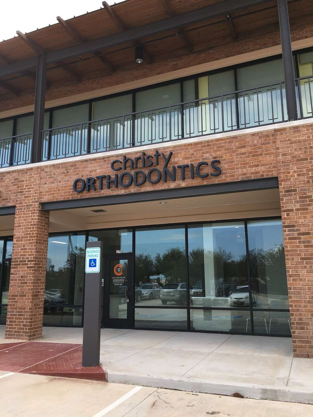 Christy Orthodontics | 13440 University Blvd #170, Sugar Land, TX 77479, USA | Phone: (832) 999-4034