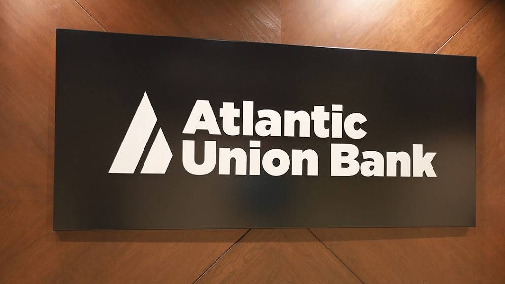 Atlantic Union Bank | 3001 Shore Dr, Virginia Beach, VA 23451, USA | Phone: (757) 412-0202