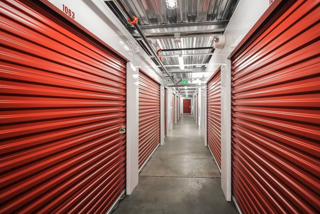 South Waterfront Heated Storage | 680 S Bancroft St, Portland, OR 97239, USA | Phone: (503) 476-3534