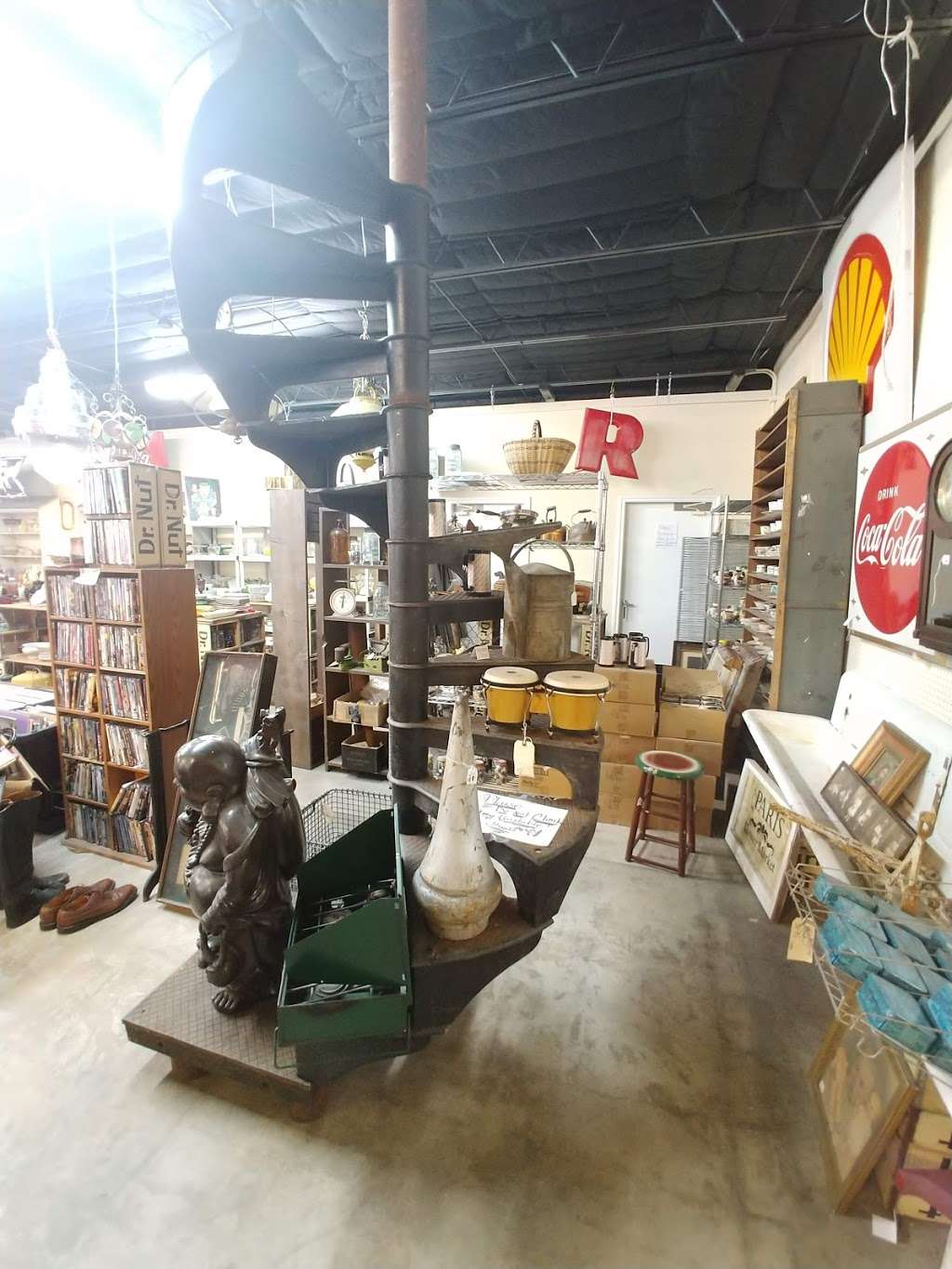 Mikes Antiques & Estate Sales | 212 W Main St, La Porte, TX 77571, USA | Phone: (713) 291-4875 Mikes Antiques & Estate Sales | 212 W Main St, La Porte, TX 77571, USA | Phone: (713) 291-4875