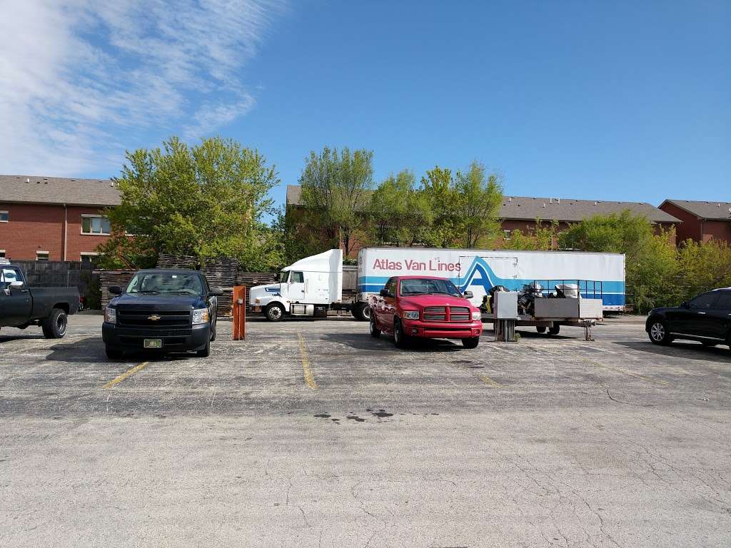 Deerfield Moving & Storage | 3701 Bur Wood Dr, Waukegan, IL 60085, USA | Phone: (847) 215-8747