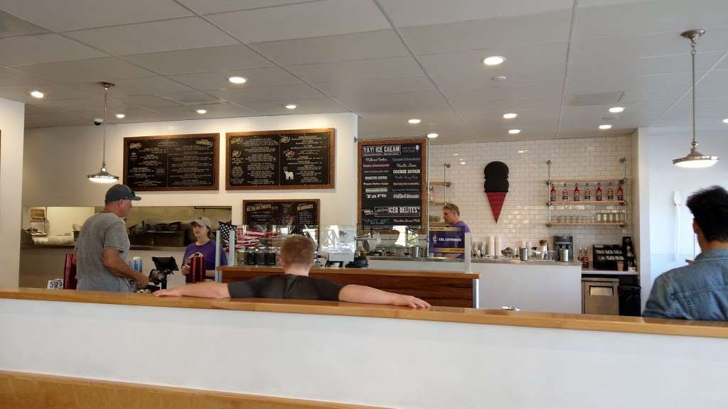 Little Calf Creamery And Cafe | 652 E Janss Rd, Thousand Oaks, CA 91360, USA | Phone: (805) 497-2000