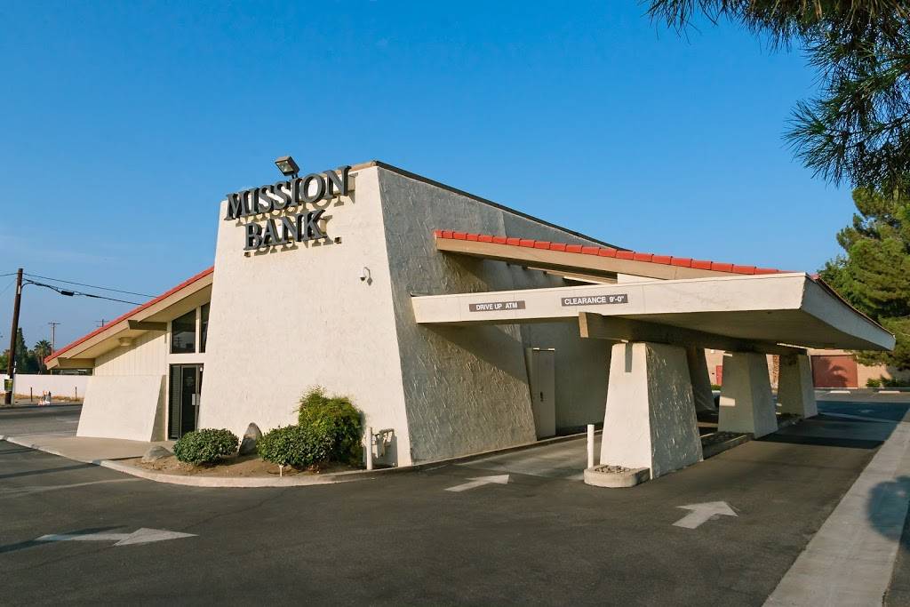 Mission Bank - Greenfield | 10 Panama Rd, Bakersfield, CA 93307, USA | Phone: (661) 834-9772