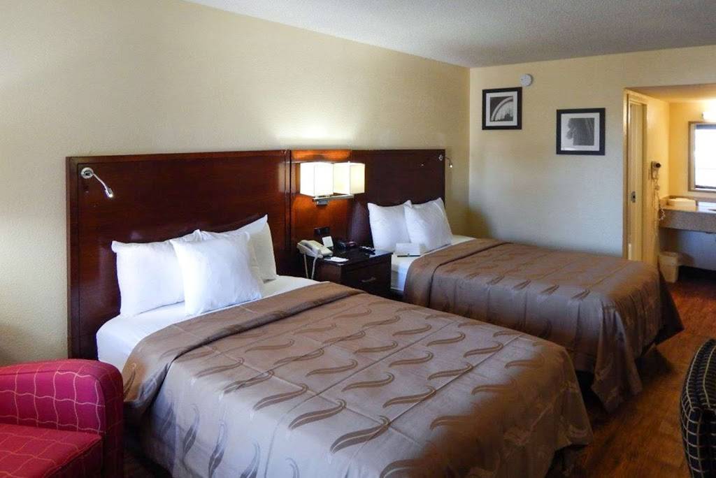 Econo Lodge Naval Station Norfolk | 8051 Hampton Blvd, Norfolk, VA 23505, USA | Phone: (757) 451-0000