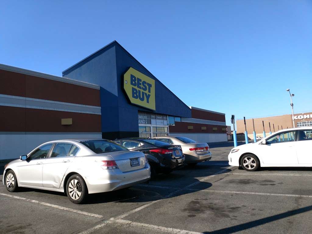 Best Buy | 8923 Bay Pkwy, Brooklyn, NY 11214, USA | Phone: (718) 265-6950