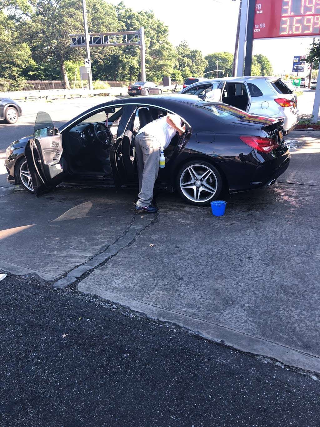 Royal Jet Car Wash | Car Wash 11550 | Hempstead Car Wash | 675 W Peninsula Blvd, Hempstead, NY 11550, USA | Phone: (516) 565-5333